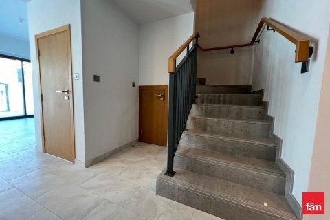 4 bedrooms Villa in Dubai, UAE No. 143520 6