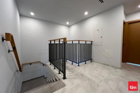 4 bedrooms Villa in Dubai, UAE No. 143520 4