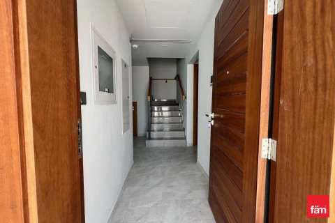 4 bedrooms Villa in Dubai, UAE No. 143520 12