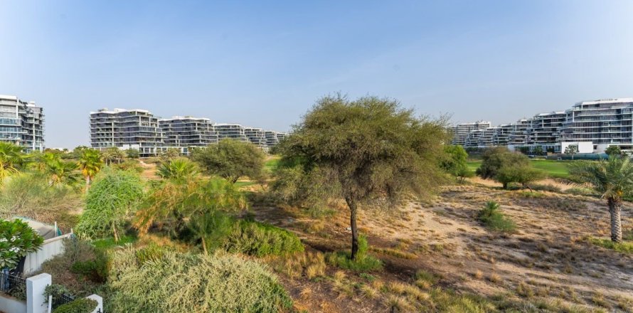 6 bedrooms Villa  No. 120214