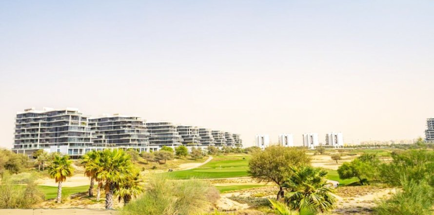 6 bedrooms Villa in Dubai, UAE No. 120214