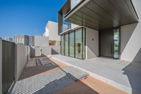 Villa de 5 dormitorios en Dubai Hills Estate, UAE No. 167281 21