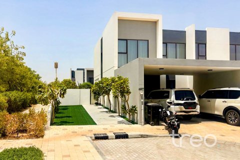 4 bedrooms Townhouse in Villanova, UAE No. 200878 4