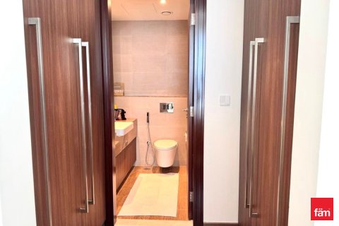 Квартира с 3 спальнями в Даунтаун Дубай (Даунтаун Бурдж Дубай), ОАЭ №146365 10