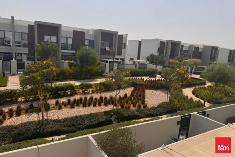 Вилла с 3 спальнями в Дубай, ОАЭ №146364 14