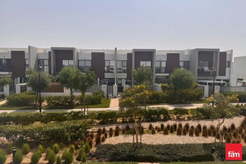 Вилла с 3 спальнями в Дубай, ОАЭ №146364 15