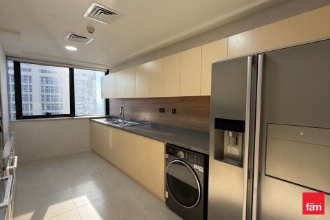 Квартира с 2 спальнями в Дубай, ОАЭ №146369 16