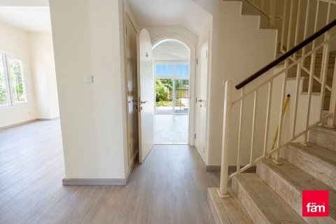 3 bedrooms Townhouse in Dubai, UAE No. 173269 8