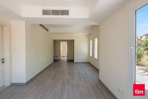 3 bedrooms Townhouse in Dubai, UAE No. 173269 4