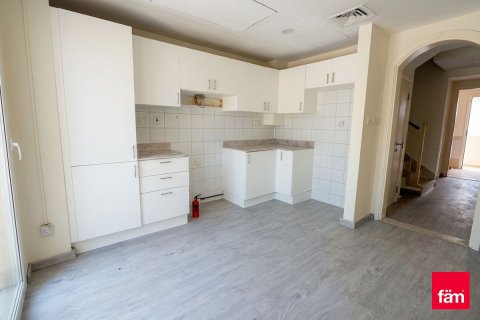 3 bedrooms Townhouse in Dubai, UAE No. 173269 6