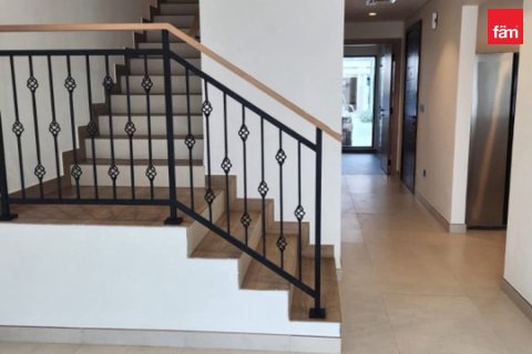 4 bedrooms Townhouse in Dubai, UAE No. 173266 3