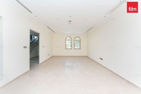 3 bedrooms Villa in Jumeirah Park, UAE No. 173264 15