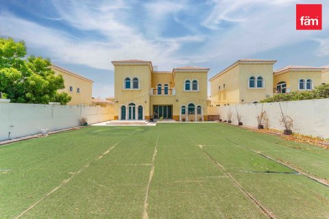 3 bedrooms Villa in Jumeirah Park, UAE No. 173264
