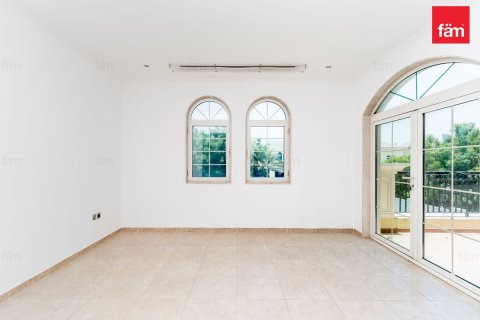 3 bedrooms Villa in Jumeirah Park, UAE No. 173264 10