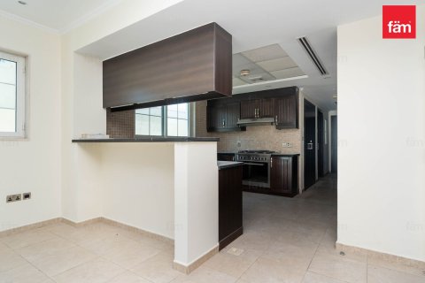3 bedrooms Villa in Jumeirah Park, UAE No. 173264 8