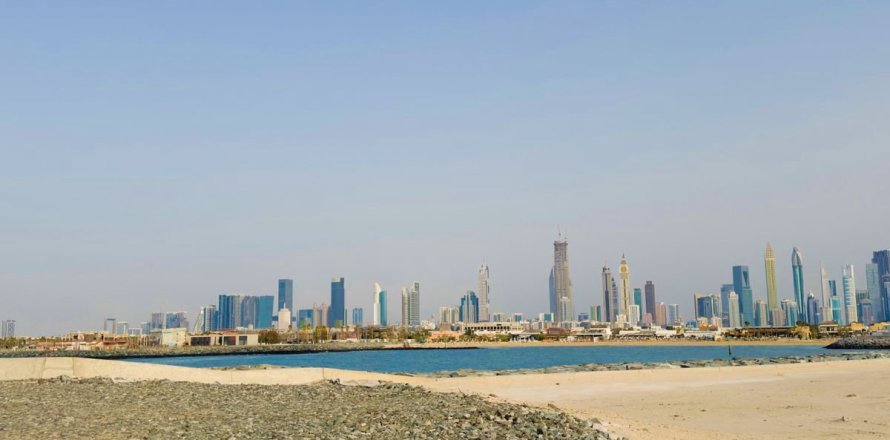 Земельный участок 3700.7м²  №120402