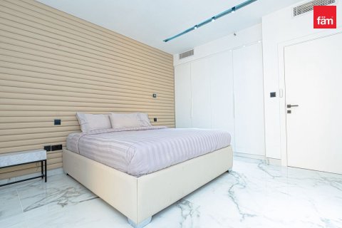 Квартира с 3 спальнями №120400 12