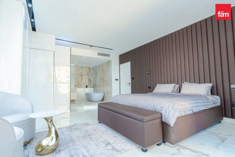 Квартира с 3 спальнями №120400 17