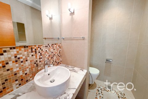 3 bedrooms Villa in Regional, UAE No. 199034 16