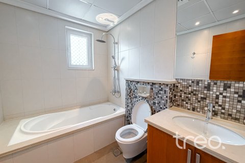 3 bedrooms Villa in Regional, UAE No. 199034 5