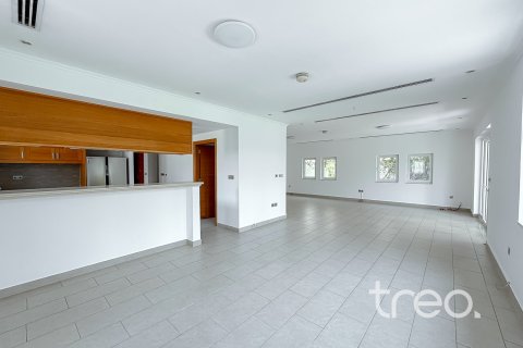 3 bedrooms Villa in Regional, UAE No. 199034 10