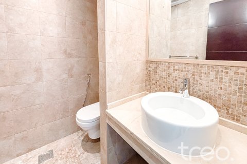 3 bedrooms Villa in Legacy, UAE No. 199030 4