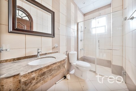5 bedrooms Villa in The Villa, UAE No. 199032 4