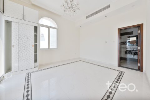 5 bedrooms Villa in The Villa, UAE No. 199032 10
