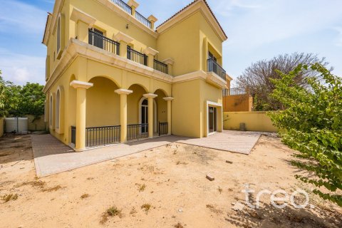 5 bedrooms Villa in The Villa, UAE No. 199032 18