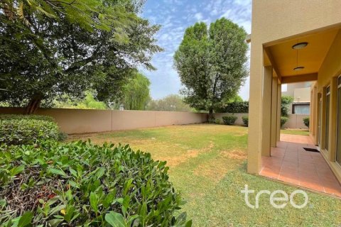 3 bedrooms Villa in Saheel, UAE No. 199031 4
