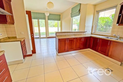 3 bedrooms Villa in Saheel, UAE No. 199031 17