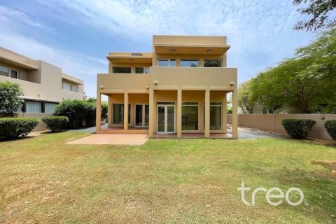 3 bedrooms Villa in Saheel, UAE No. 199031