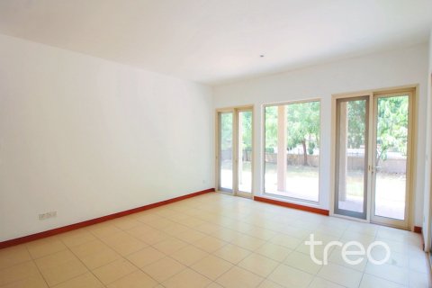 3 bedrooms Villa in Saheel, UAE No. 199031 18