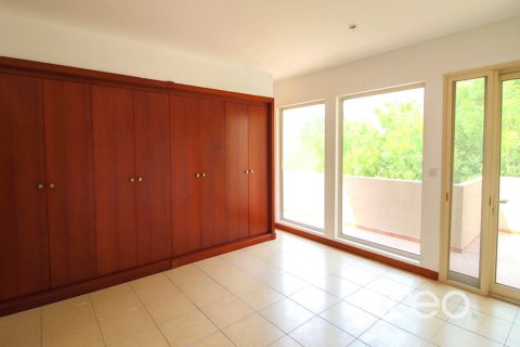 3 bedrooms Villa in Saheel, UAE No. 199031 10