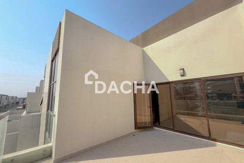 4 bedrooms Townhouse in District 11, UAE No. 198481 3
