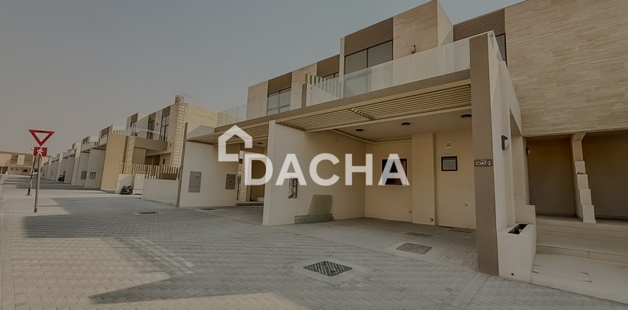 4 bedrooms Townhouse in District 11, UAE No. 198481
