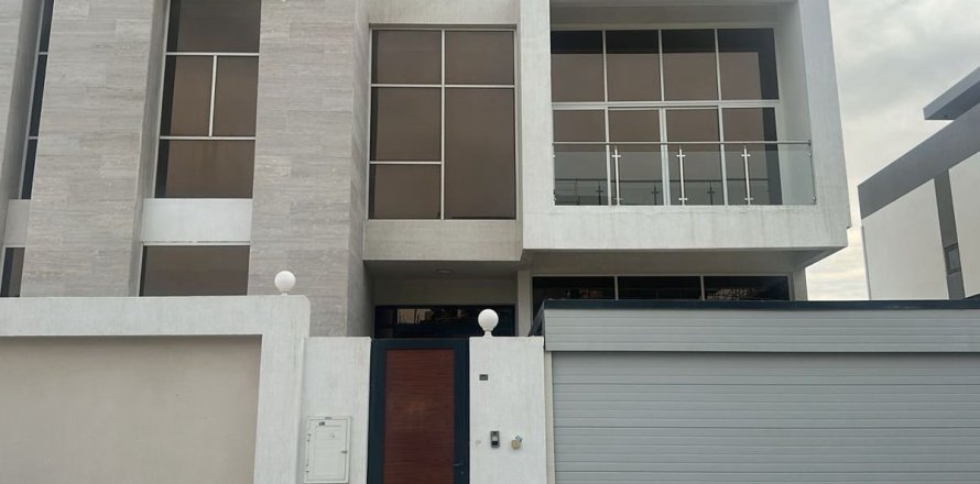 5 غرفة نوم  شقة  رقم 131951