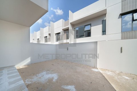 3 bedrooms Townhouse in District 7, UAE No. 77764 15