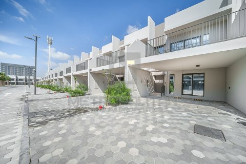 3 bedrooms Townhouse in District 7, UAE No. 77764 24