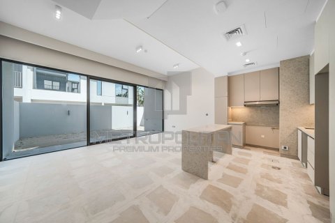 3 bedrooms Townhouse in District 7, UAE No. 77764 1