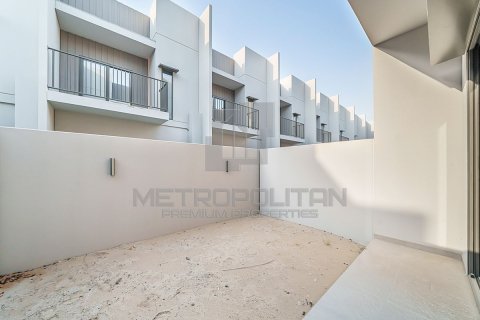 3 bedrooms Townhouse in District 7, UAE No. 77764 13