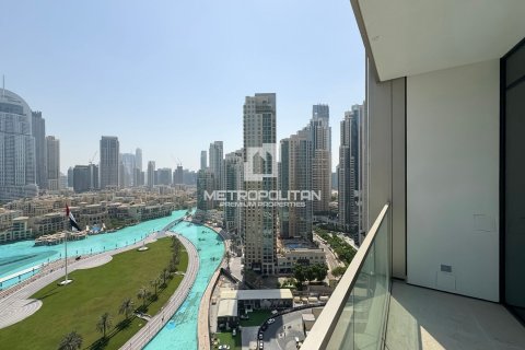 Квартира с 2 спальнями в Opera District, ОАЭ №77774 3