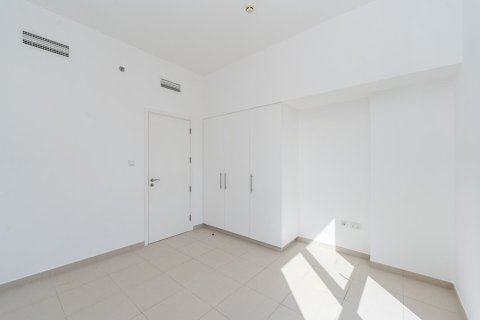 Квартира с 3 спальнями в Zahra Apartments, ОАЭ №160190 17