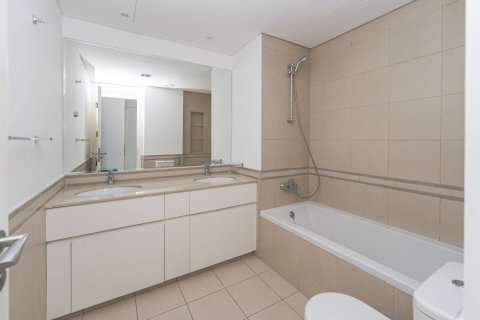 Квартира с 3 спальнями в Zahra Apartments, ОАЭ №160190 9