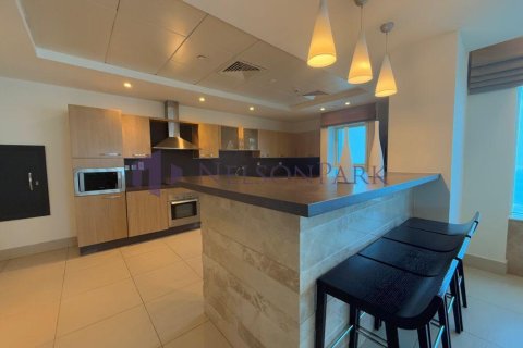 3 bedrooms Apartment in Doha, Qatar No. 57722 4