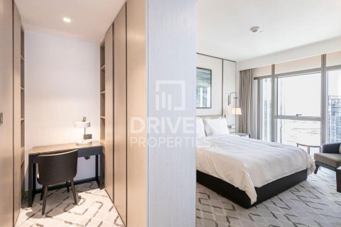 Квартира с 3 спальнями в Address Harbour Point, ОАЭ №192634 10