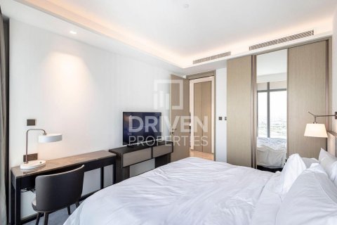 Квартира с 3 спальнями в Address Harbour Point, ОАЭ №192634 9
