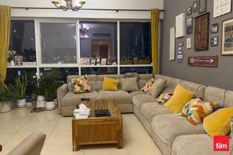 2 bedrooms Apartment in Dubai, UAE No. 143639 4