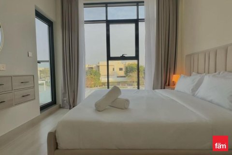 4 bedrooms Villa in Dubai, UAE No. 143644 13