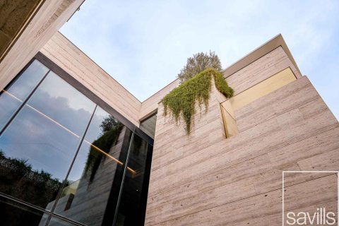 Вилла с 6 спальнями в Пальма Джумейра, ОАЭ №136425 3